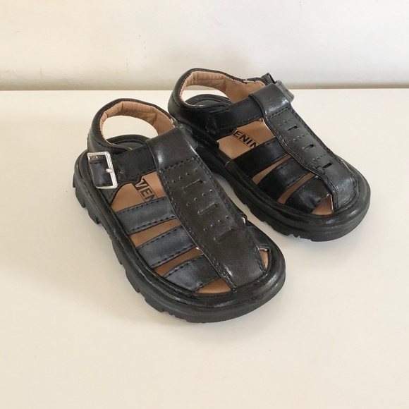 Venini Toddler Black Strap Sandals Boys Size 5 - Picture 11 of 12